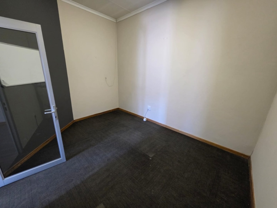To Let Commercial Property for Rent in Bethlehem Free State